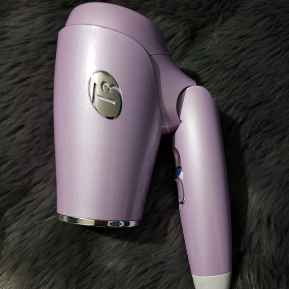Portable T3 Hair Dryer in Lavender Purple - Picture 6 of 7